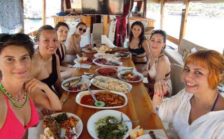 For an unforgettable day trip in Kekova, you can take a boat tour